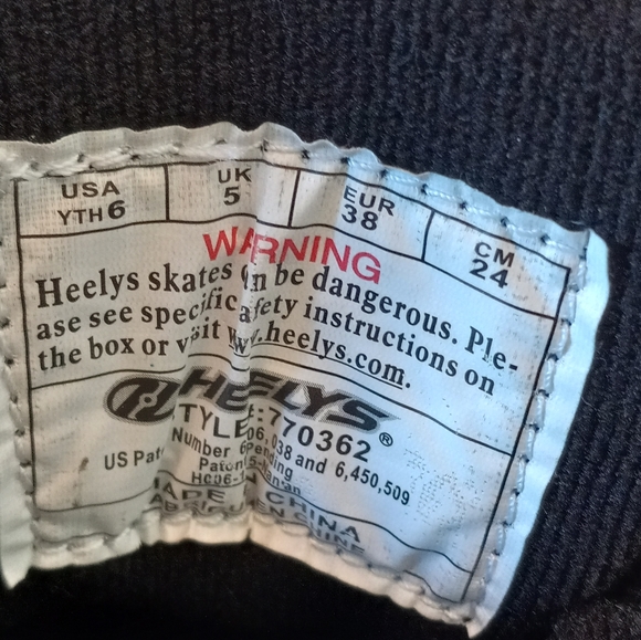 Heelys Youth Sneakers - Picture 10 of 10